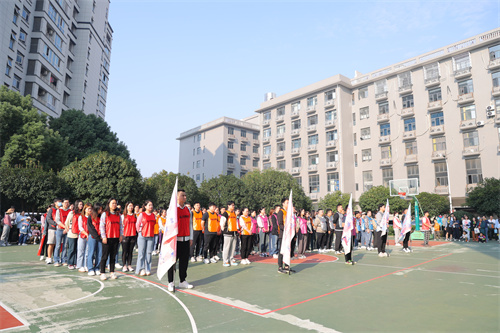嗨戰(zhàn)！百捷火炬點(diǎn)燃熱烈永動(dòng)機(jī)